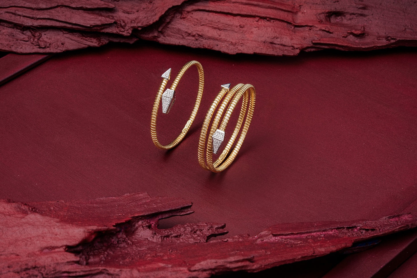 Tessitore Tubogas Bangle with Diamond Accents