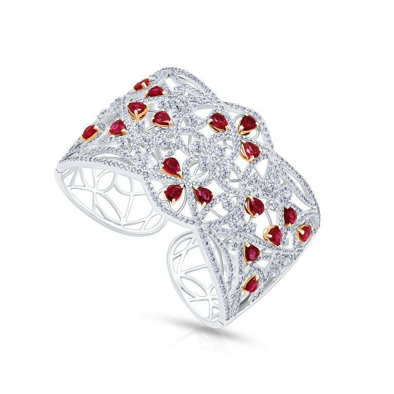 Timeless Twinkle: Red Carpet Diamond Bangles – LialiJewellery