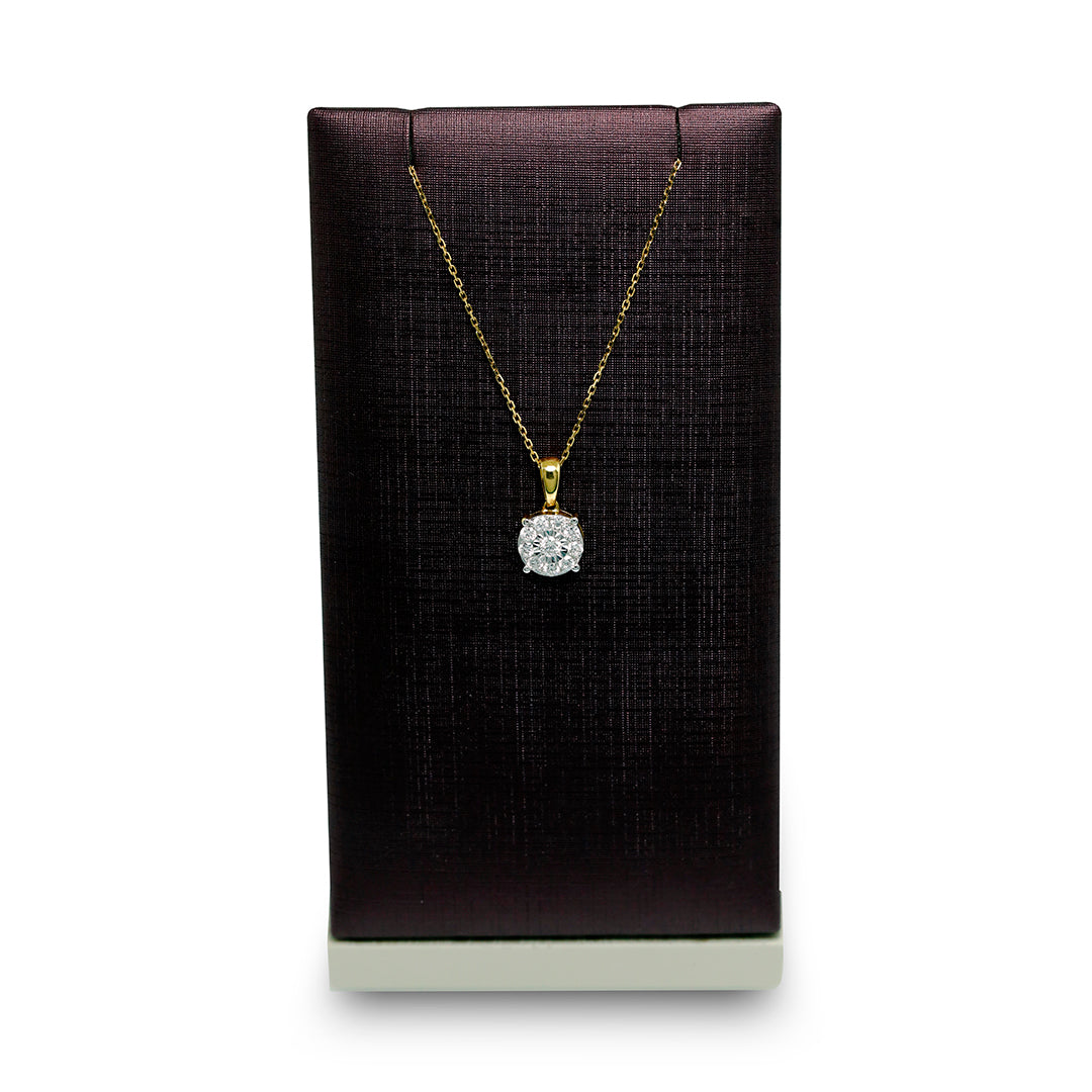 Daily wear diamond pendant in 18K yellow gold-2