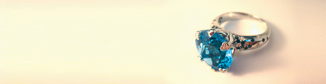 <p>Blue Topaz</p>