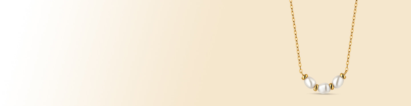 <p>Below 500 AED</p>