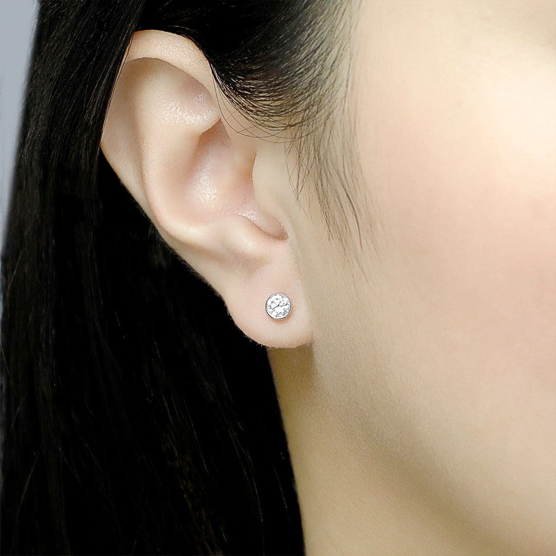 Classic Solitaire Round Diamond Earrings in 18K White Gold