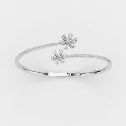 Red Carpet Diamond Blossom Areeq 18K Bangle White Gold
