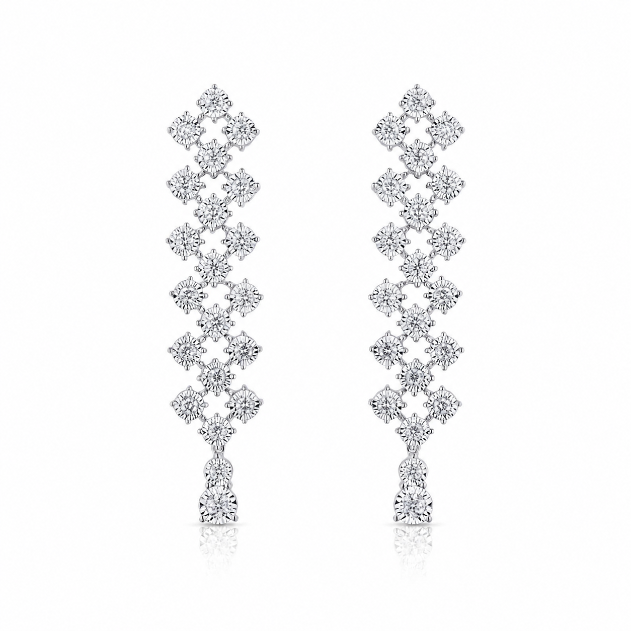 Joie Diamond Earring in 18K Gold