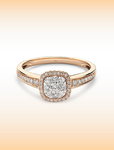 <p>Cushion Cut Diamond</p>