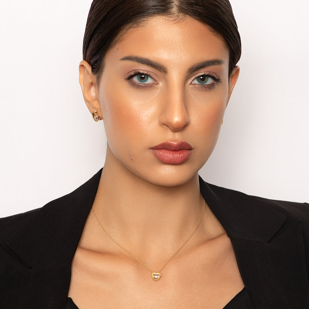 Heart Pendant with dancing Diamond