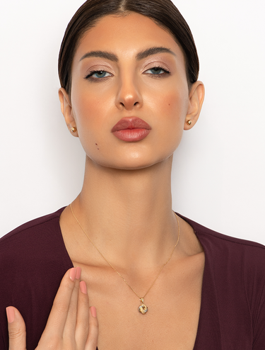 <p>Gold - Pendant</p>