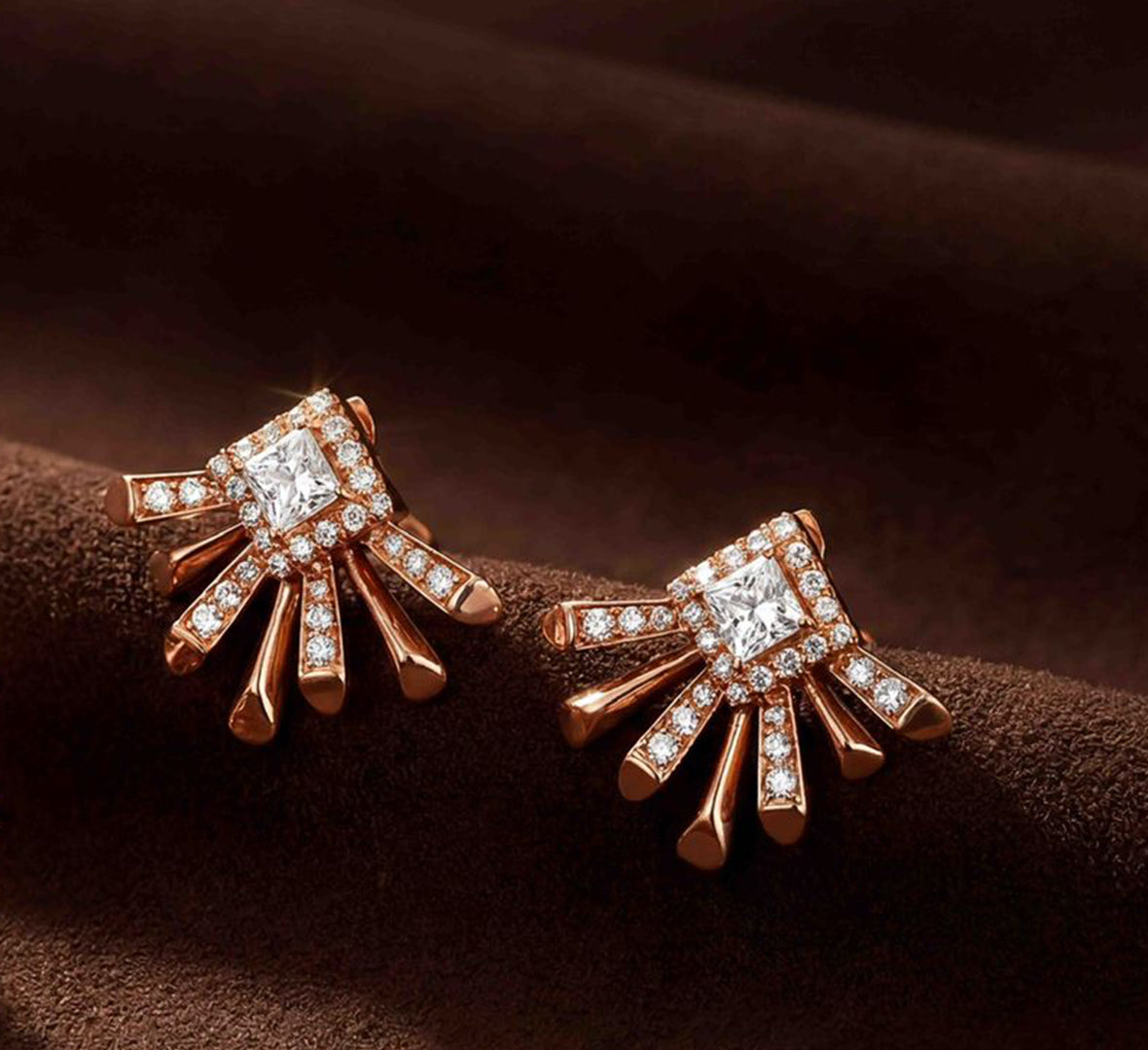 Carine Starburst Small Stud Diamond Earrings in 18K Rose Gold