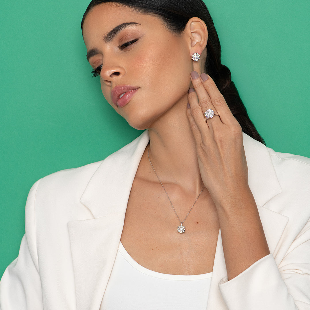 Mirage Round 2 Ct Look Diamond Stud Earrings in 18K Gold