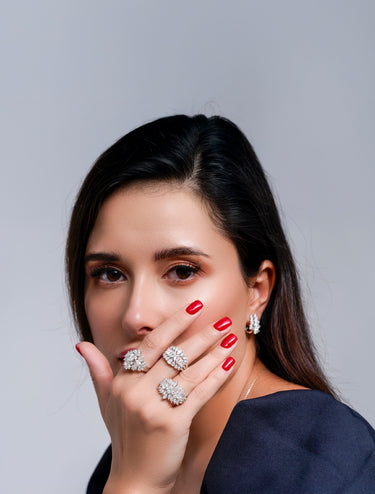 <p>Liali Essentials</p>