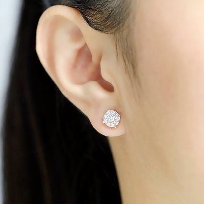 Daily wear diamond earrings in 18K yellow gold