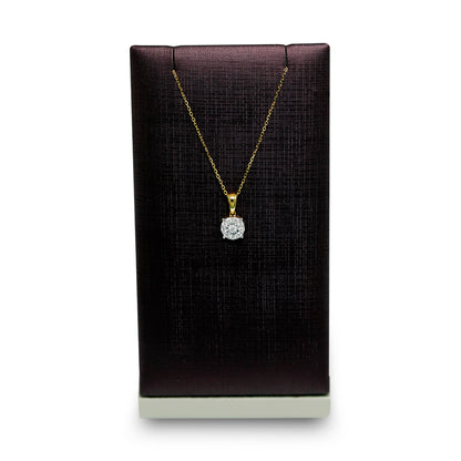 Daily wear diamond pendant in 18K yellow gold-1