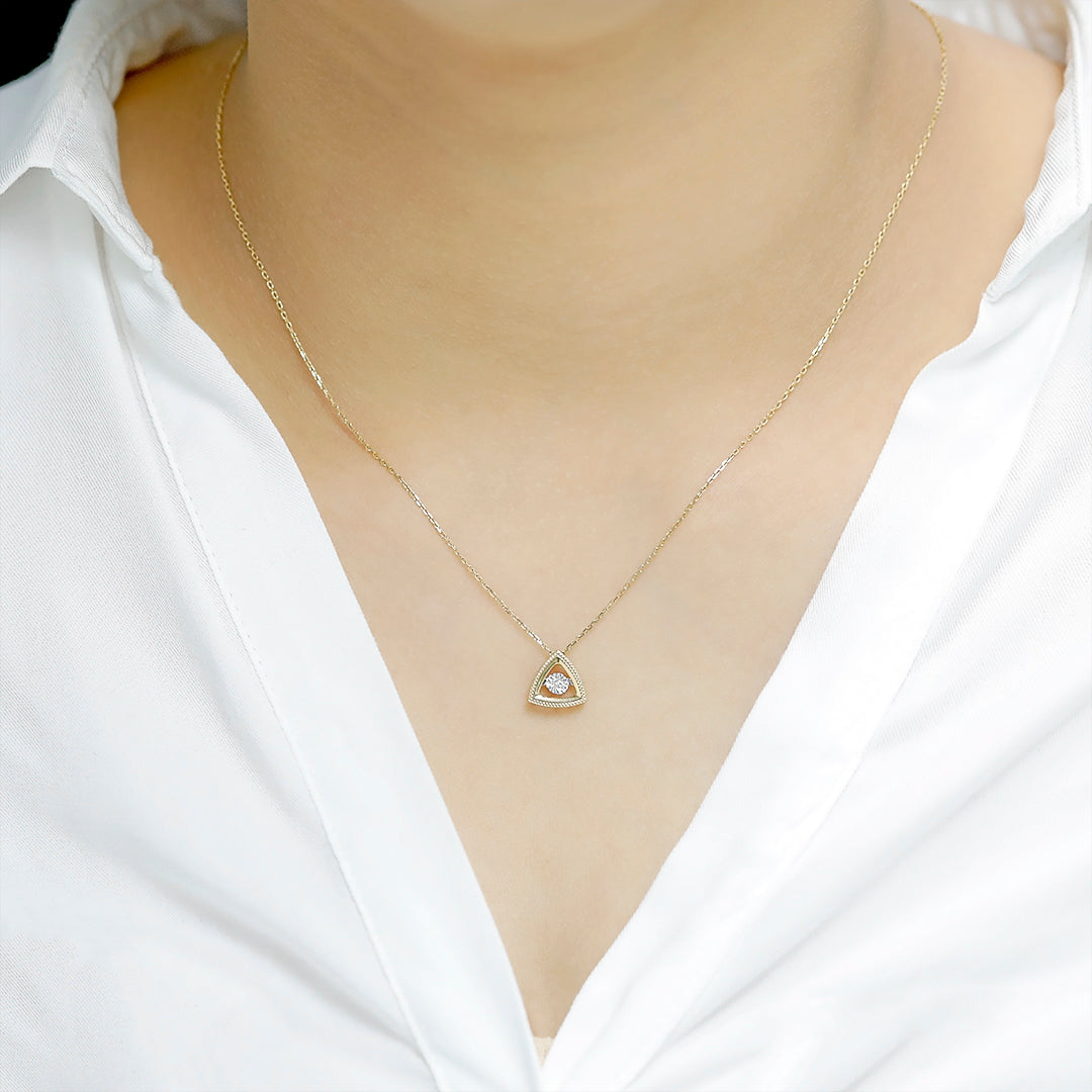 Delicate Triangle Pendant with dancing Diamond and chain in 18K Yellow Gold