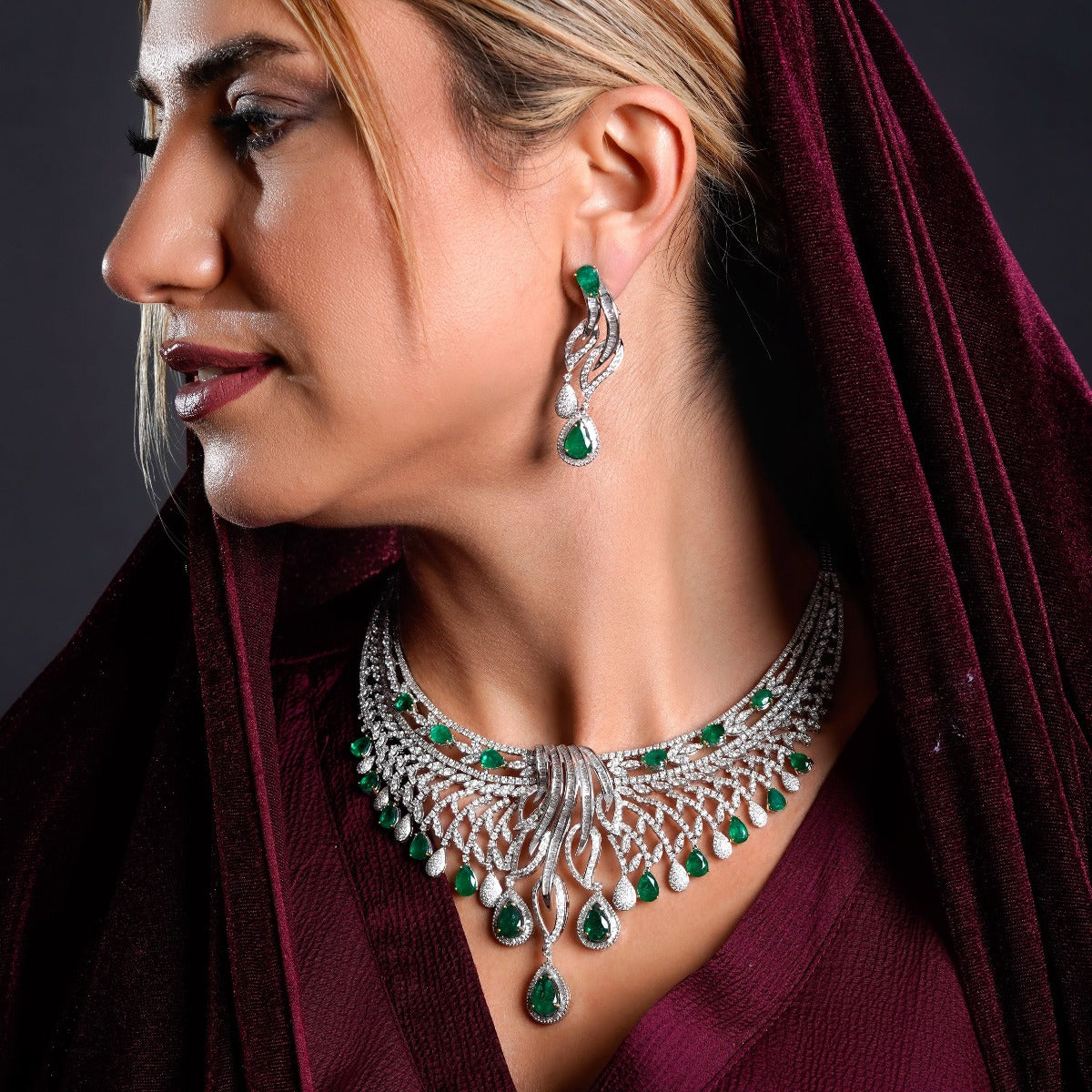 Royal Emerald & Diamond Bridal Set