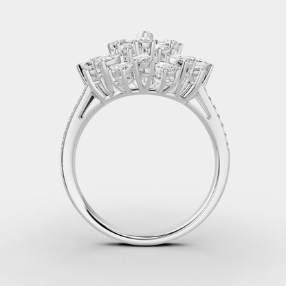 Red Carpet Eterna Cluster Diamond Ring in 18K Gold