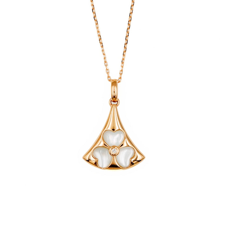 Petite Dream Pendant Necklace