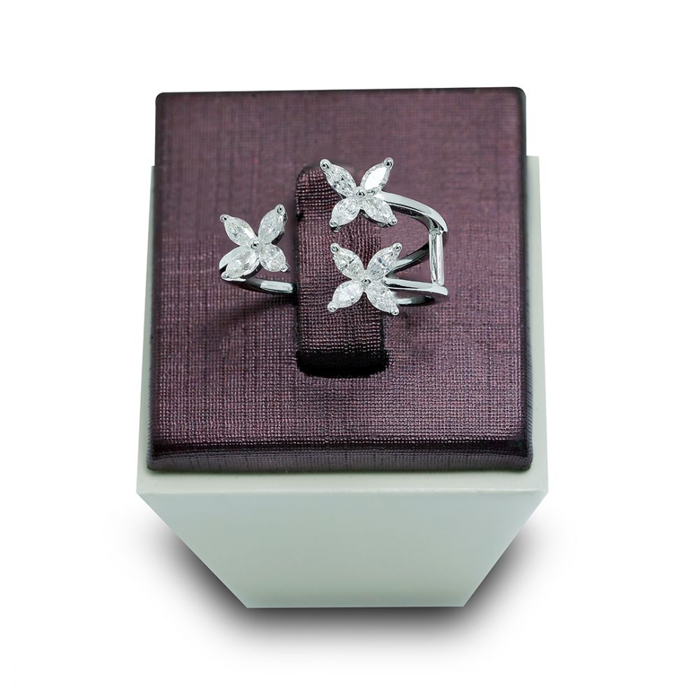 Red Carpet Triple Flower Diamond Ring