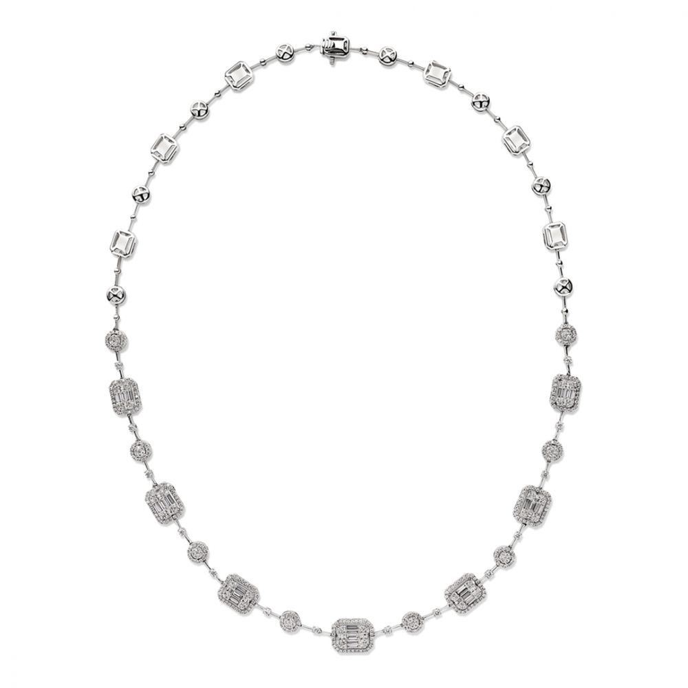 Emerald Cut diamond Necklace in 18K white gold - 1line